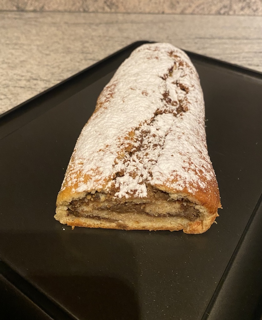 Nussstrudel aus Erdäpfelmürbteig