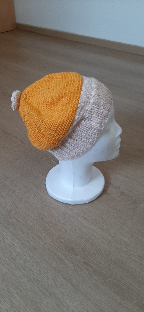 Kinderhaube Orange-braun